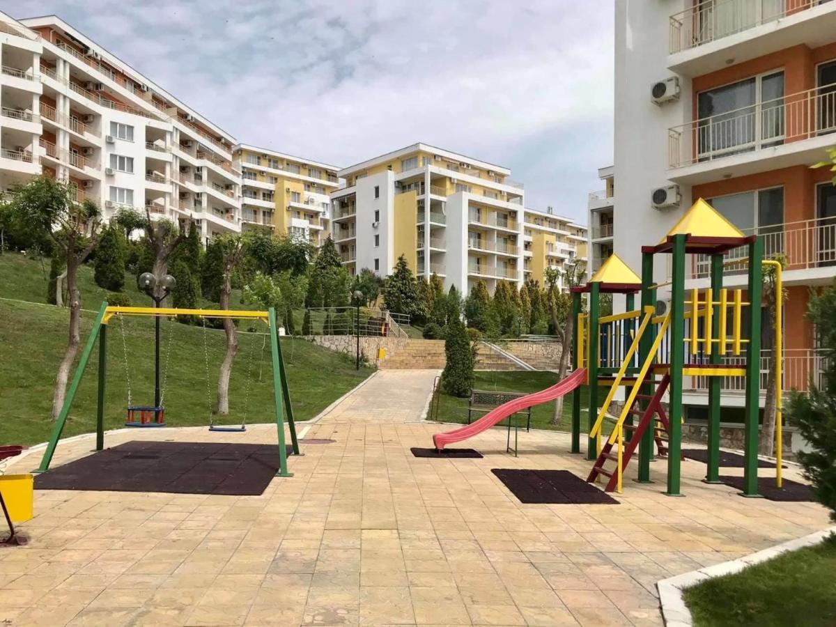 Sea View Panoramic Apartments, Fort Noks Crown Club Sveti Vlas Luaran gambar