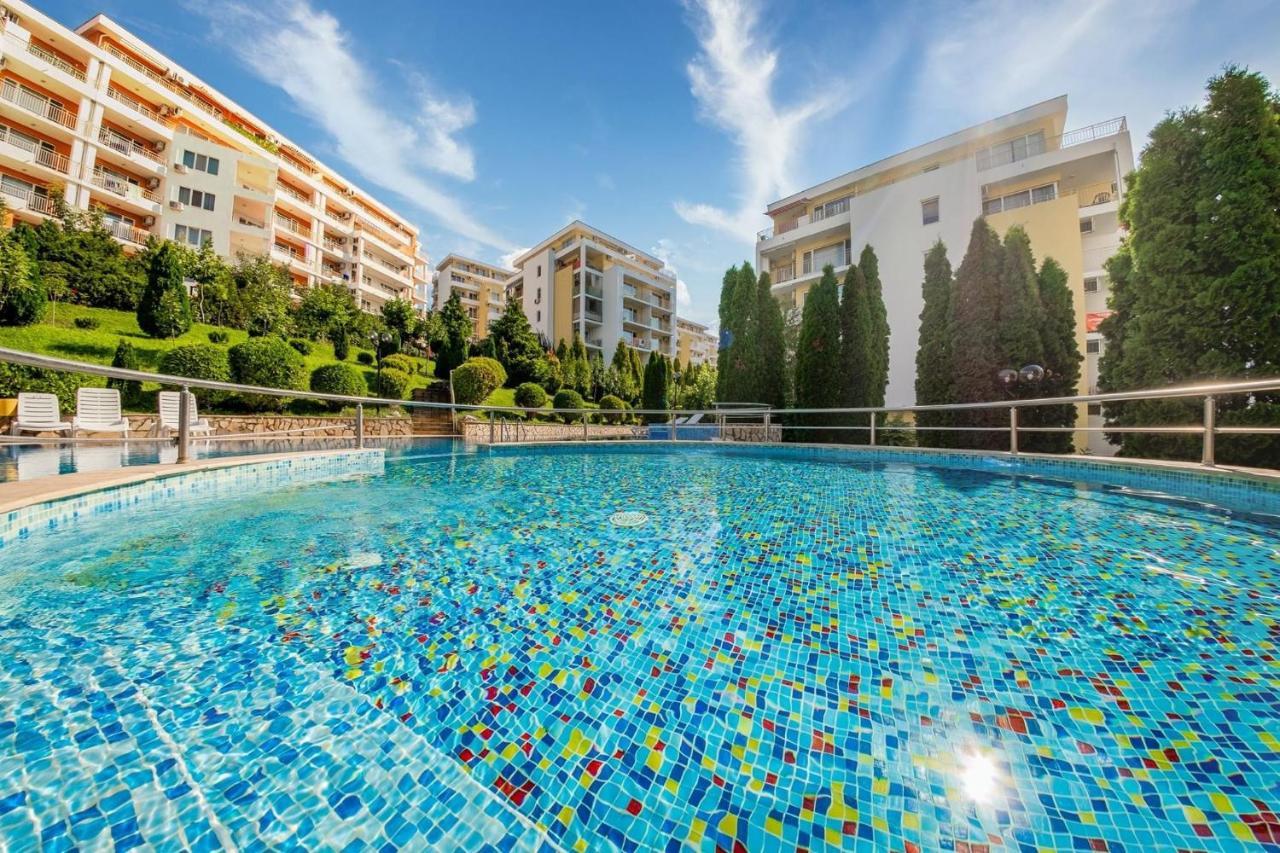 Sea View Panoramic Apartments, Fort Noks Crown Club Sveti Vlas Luaran gambar