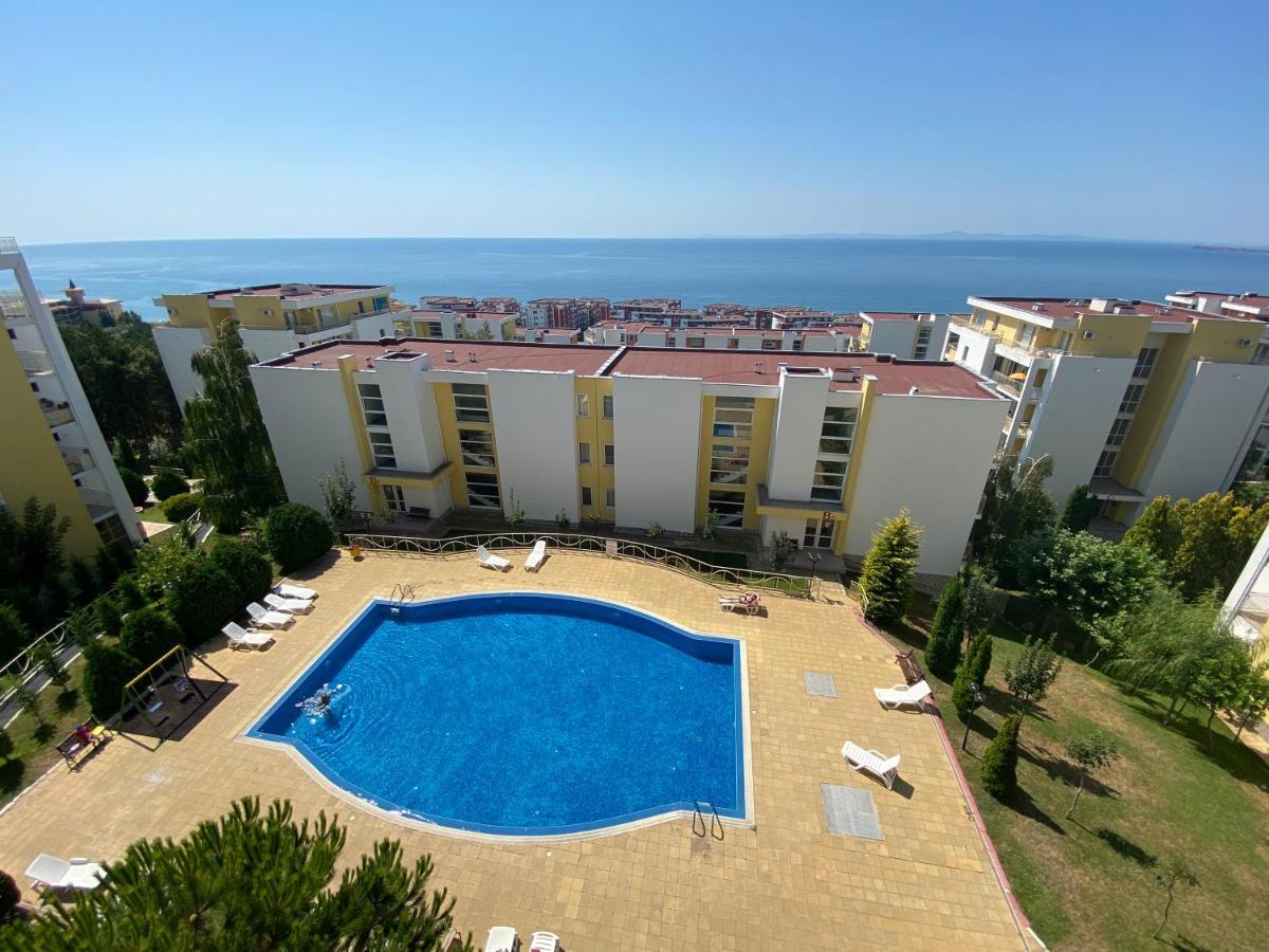 Sea View Panoramic Apartments, Fort Noks Crown Club Sveti Vlas Luaran gambar
