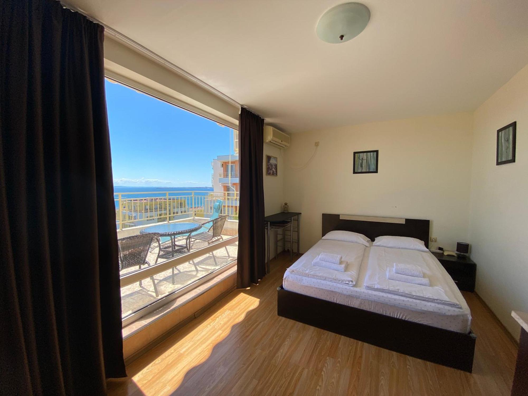 Sea View Panoramic Apartments, Fort Noks Crown Club Sveti Vlas Bilik gambar