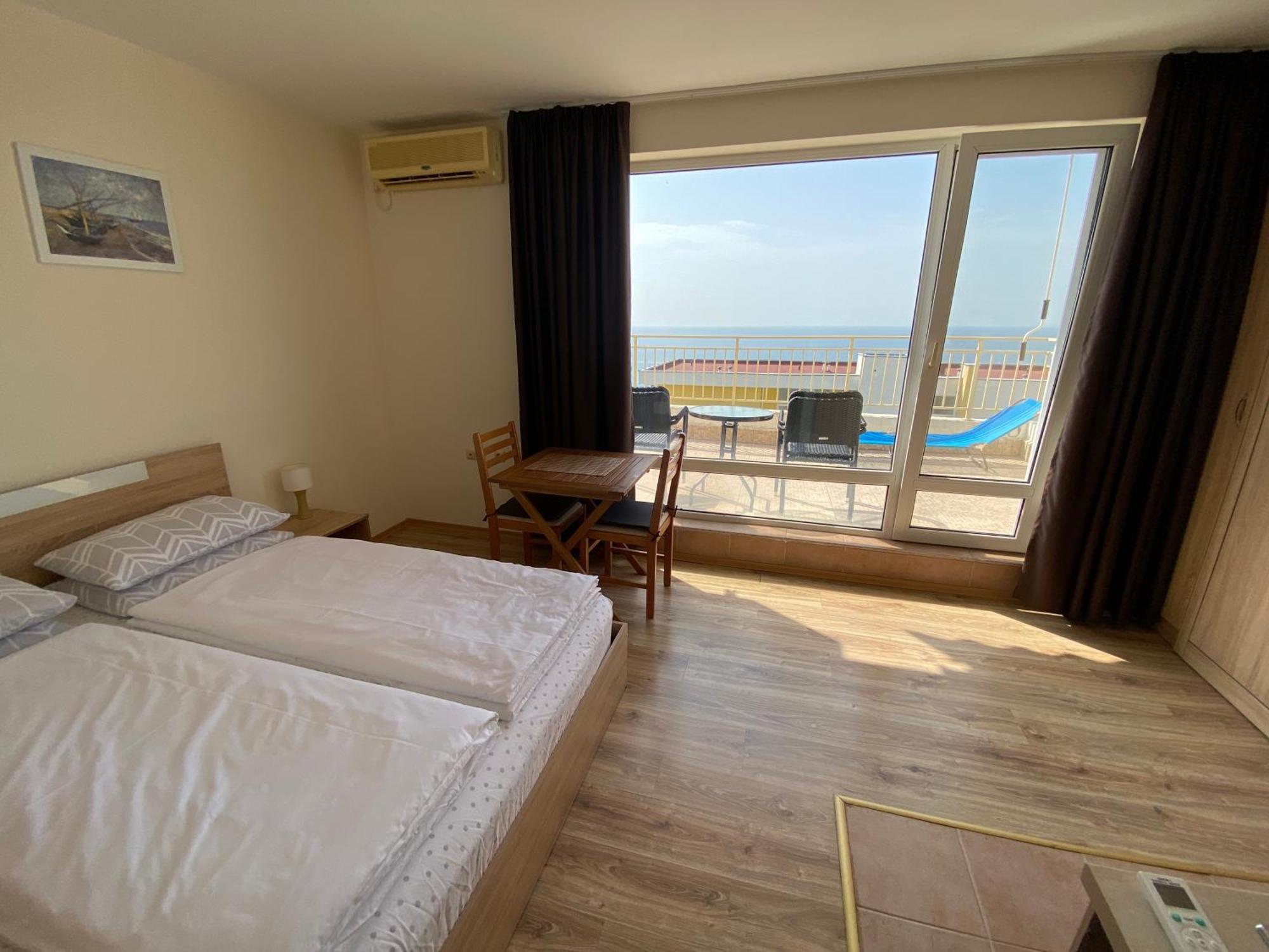 Sea View Panoramic Apartments, Fort Noks Crown Club Sveti Vlas Bilik gambar