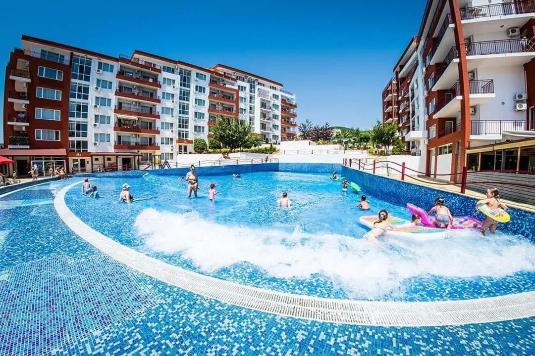 Sea View Panoramic Apartments, Fort Noks Crown Club Sveti Vlas Luaran gambar