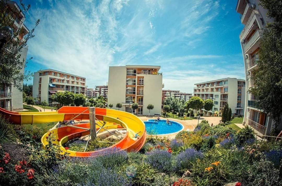 Sea View Panoramic Apartments, Fort Noks Crown Club Sveti Vlas Luaran gambar
